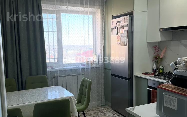 3-комнатная квартира · 79.6 м² · 8/9 этаж, мкр Куйгенжар 1 за 36.7 млн ₸ в Астане, Есильский р-н — фото 2