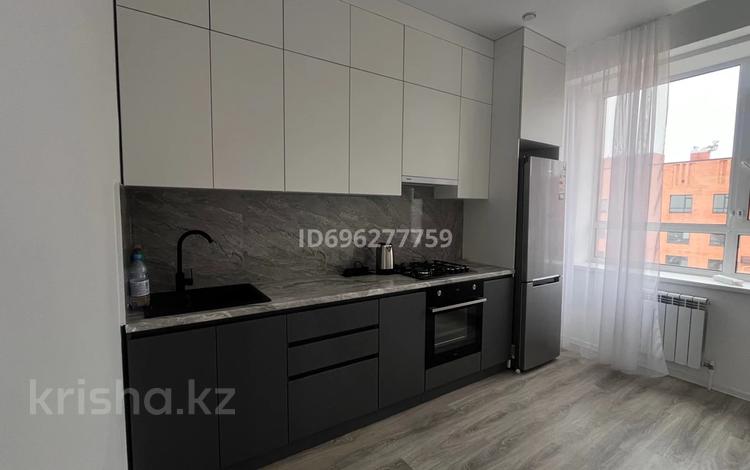 2-бөлмелі пәтер · 55 м² · 8/9 қабат, Абая 123, бағасы: 300 000 ₸ в Костанае — фото 2