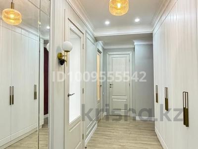 1-комнатная квартира · 53 м² · 8/9 этаж, мкр Нурсая, Абулхаир Хана 41 за 250 000 〒 в Атырау