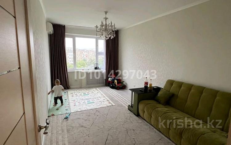 2-комнатная квартира · 57 м² · 5/5 этаж, 12-й мкр 25 за 12.8 млн ₸ в Актау — фото 2