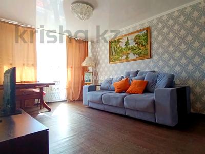 2-комнатная квартира · 62 м² · 3/5 этаж, Камзина за 180 000 ₸ в Аксу