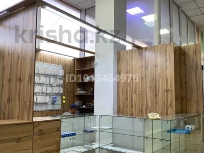 Отдел с витринами новыми · 12 м², бағасы: 1 млн ₸ в Караганде, Алихана Бокейханова р-н