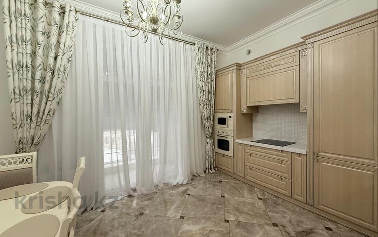 4-бөлмелі пәтер · 145 м² · 3/7 қабат, Шамши Калдаякова 4, бағасы: 122 млн ₸ в Астане, Алматы р-н — фото 4