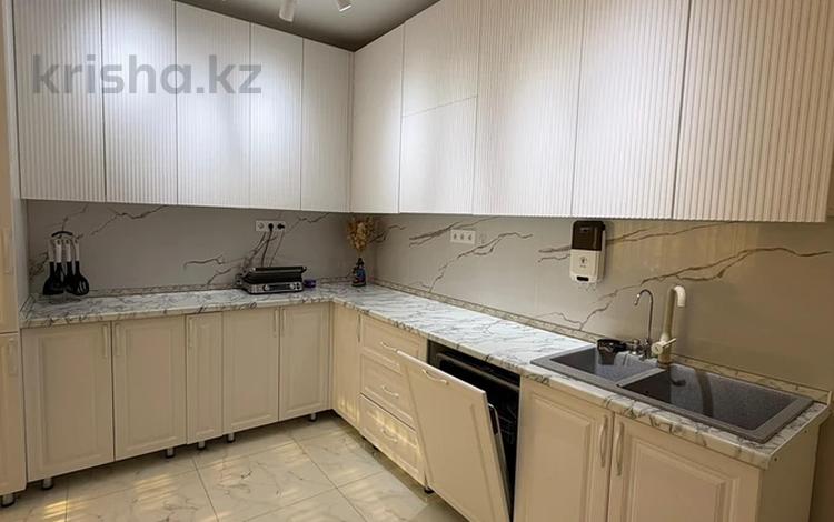 5-комнатная квартира · 130 м² · 9/10 этаж, 31Б мкр 8 за 45 млн 〒 в Актау — фото 2