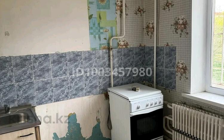 1-комнатная квартира · 34 м² · 2/5 этаж, 4мкр. 5 за 12 млн ₸ в Аксае — фото 6