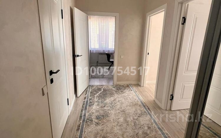 2-бөлмелі пәтер · 63 м² · 6/7 қабат, Микрорайон 4, бағасы: 350 000 ₸ в Конаеве — фото 2