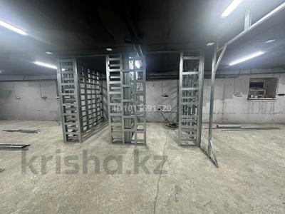 Свободное назначение, офисы, магазины и бутики, склады, общепит, салоны красоты, сельское хозяйство, бани, гостиницы и зоны отдыха, фитнес и спорт, медцентры и аптеки, образование, развлечения, конференц-залы, кабинеты и рабочие места, студии · 160 м² за 210 000 ₸ в Астане, Сарыарка р-н