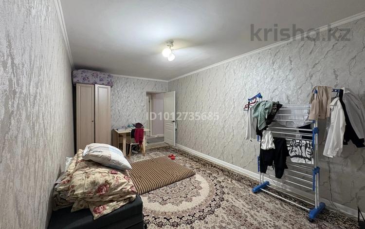 2-бөлмелі пәтер · 50.5 м² · 4/5 қабат, мкр Аксай-4, Ақсай-4 ш/а. 92, бағасы: 40 млн ₸ в Алматы, Ауэзовский р-н — фото 2