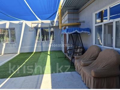 Дом · 7 комнат · 200 м², Скаткова — Агропром, новый базар за 70 000 ₸ в 
