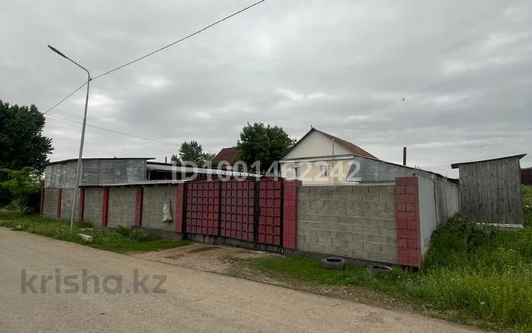 Отдельный дом · 5 комнат · 140 м² · 10 сот., Алатау 71 — Возле медпункт за 40 млн ₸ в Сауыншы — фото 2