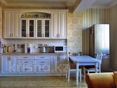 3-бөлмелі пәтер · 112 м² · 5/12 қабат, мкр Керемет, бағасы: 100.8 млн ₸ в Алматы, Бостандыкский р-н