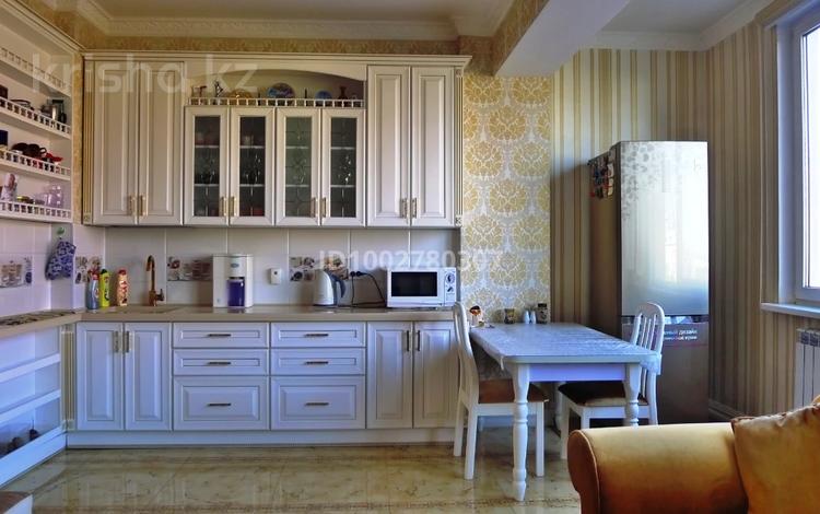 3-бөлмелі пәтер · 112 м² · 5/12 қабат, мкр Керемет, бағасы: 100.8 млн ₸ в Алматы, Бостандыкский р-н — фото 2