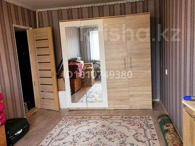 1-бөлмелі пәтер · 32 м² · 4/5 қабат, Мкр Жастык 26 — 4 школа, бағасы: 5 млн ₸ в Кандыагаш