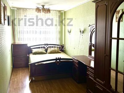 3-бөлмелі пәтер · 65 м² · 1/5 қабат, Наурыз 8 — Жилгородок ДостарМед, бағасы: 140 000 ₸ в Атырау, мкр Жилгородок