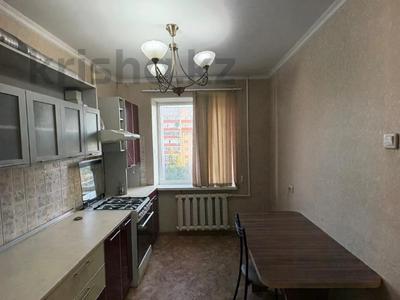 3-бөлмелі пәтер · 63 м² · 8/9 қабат, 11 ш/а., Шайкенова, бағасы: 18.5 млн ₸ в Актобе, мкр 11