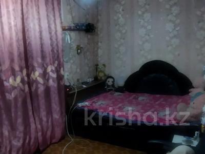 3-комнатная квартира · 48 м² · 1/2 этаж, мкр Каргалы, Кенесары Хана 66 за 25 млн 〒 в Алматы, Наурызбайский р-н