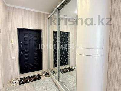 2-бөлмелі пәтер · 60 м² · 8/12 қабат, мкр. Степной-2 2/4, бағасы: 32 млн ₸ в Караганде, Казыбек би р-н