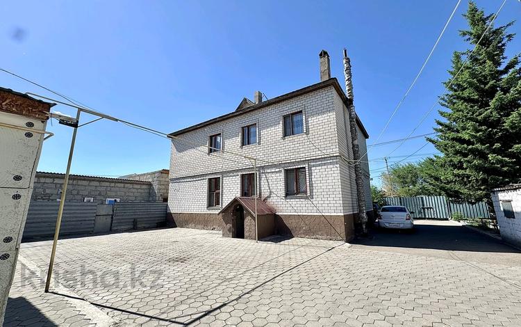 Отдельный дом · 4 комнаты · 230 м² · 10 сот., Айнаколь — Район Хазрет Султана за 120 млн ₸ в Астане, Алматы р-н — фото 2