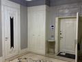 5-комнатная квартира · 318 м² · 5/5 этаж, мкр Юбилейный, Омаровой за 265 млн ₸ в Алматы, Медеуский р-н — фото 8