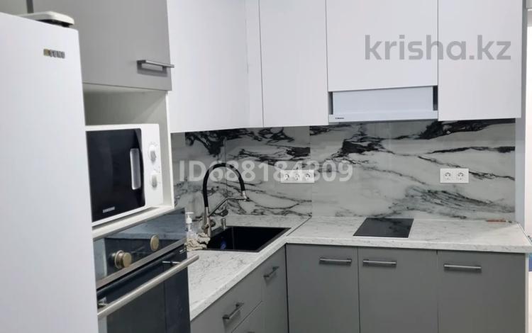 1-комнатная квартира · 38 м², Ильяс Омаров 27 за 220 000 ₸ в Астане, Есильский р-н — фото 3
