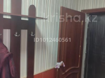 2-бөлмелі пәтер · 45 м² · 5/5 қабат, 4 мкр 10, бағасы: 6 млн ₸ в Лисаковске