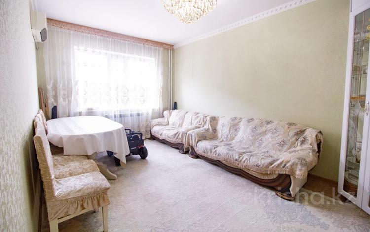 3-комнатная квартира, 68 м², 2/4 этаж, алдабергенова за 23.5 млн 〒 в Талдыкоргане, мкр Мушелтой — фото 2