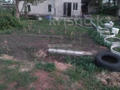 Жеке үй · 4 бөлме · 55 м² · 10 жүзд., Дөнентаева 43 — Қантөре магазин, бағасы: 8 млн ₸ в Семее, Красный Кордон