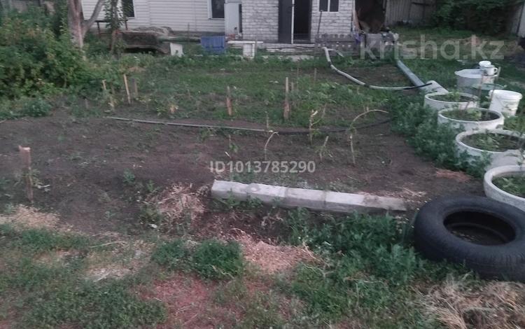 Жеке үй · 4 бөлме · 55 м² · 10 жүзд., Дөнентаева 43 — Қантөре магазин, бағасы: 8 млн ₸ в Семее, Красный Кордон — фото 2