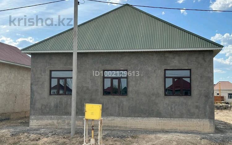 Отдельный дом · 4 комнаты · 129 м² · 8 сот., Байтерек 1,улица 17 №6 — Центр за 14 млн ₸ в  — фото 2