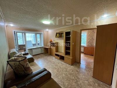 2-бөлмелі пәтер, 43 м², 4/5 қабат, Майкудук, 13й микрорайон 26, бағасы: 8.5 млн 〒 в Караганде, Алихана Бокейханова р-н