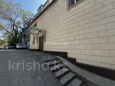 Свободное назначение, офисы, магазины и бутики, склады, салоны красоты, образование · 55 м² за 300 000 ₸ в Алматы, Бостандыкский р-н