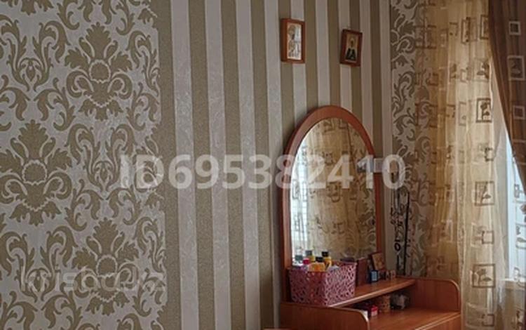 3-бөлмелі пәтер · 61 м² · 3/5 қабат, 4 микрорайон 66, бағасы: 12.5 млн ₸ в Темиртау — фото 2