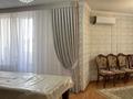 4-комнатная квартира, 165.3 м², 5/9 этаж помесячно, Кулманова 107 за 350 000 〒 в Атырау