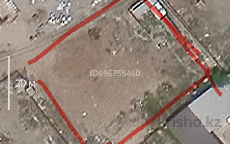 Промбаза · 30 соток, мкр СМП 136, Құттығай батыра 4/1 — Возле газ заправки за 63 млн ₸ в Атырау — фото 34
