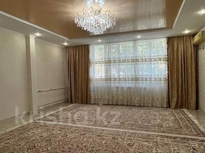 Продажа квартир в Мангистауской обл.: 4-комнатная квартира · 98 м² · 1/5 этаж, 15-й мкр 19 за 33.5 млн 〒 4-комнатная квартира · 98 м² · 1/5 этаж, 15-й мкр 19 за 33.5 млн 〒 в Актау