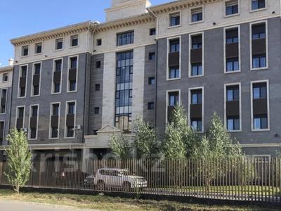 4-комнатная квартира · 120 м² · 2/5 этаж, Умай ана за 125 млн ₸ в Астане, Нура р-н