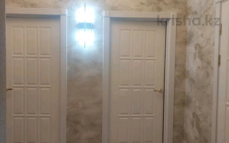 3-бөлмелі пәтер · 105 м² · 3/7 қабат, 17-ш/а. 51, бағасы: 38 млн ₸ в Актау, 17-й мкр — фото 2