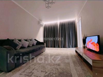 2-комнатная квартира · 60 м² · 3/5 этаж, Байсейтова 102 за 15 000 〒 в 