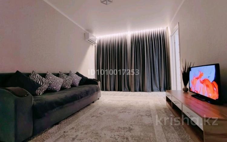2-комнатная квартира · 60 м² · 3/5 этаж, Байсейтова 102 за 14 000 ₸ в  — фото 2