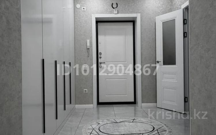 4-бөлмелі пәтер · 132 м² · 4/9 қабат, Микрорайон Береке, Микрорайон Береке 52, бағасы: 75 млн ₸ в Костанае — фото 2