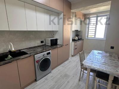 3-комнатная квартира · 70 м² · 4/5 этаж, 27-й мкр 19 за 19.5 млн ₸ в Актау