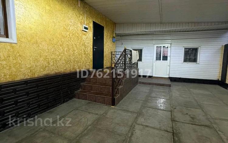Жеке үй · 6 бөлме · 160 м² · 150 жүзд., Айтжан Богенбай 44б — Автовокзал, бағасы: 50 млн ₸ в Таразе — фото 2