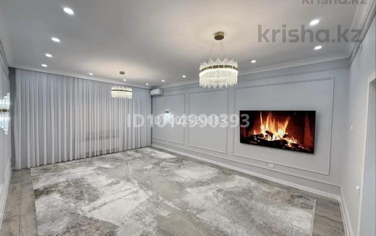 4-комнатная квартира · 150 м² · 3/5 этаж, мкр. Алтын орда за 44 млн ₸ в Актобе — фото 2