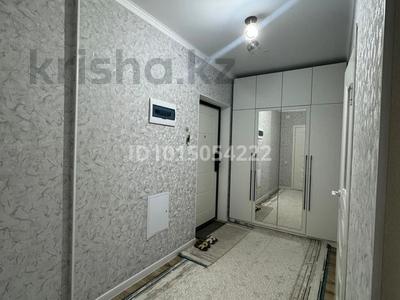 1-бөлмелі пәтер · 48 м² · 9/12 қабат, мкр Акжайык, Сырым батыра 2А, бағасы: 180 000 ₸ в Шымкенте, Абайский р-н