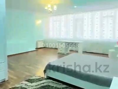Продажа домов и дачи в Актюбинской обл.: Отдельный дом · 5 комнат · 570 м² · 15 сот., мкр 12 за 240 млн 〒 Отдельный дом · 5 комнат · 570 м² · 15 сот., мкр 12 за 240 млн 〒 в Актобе