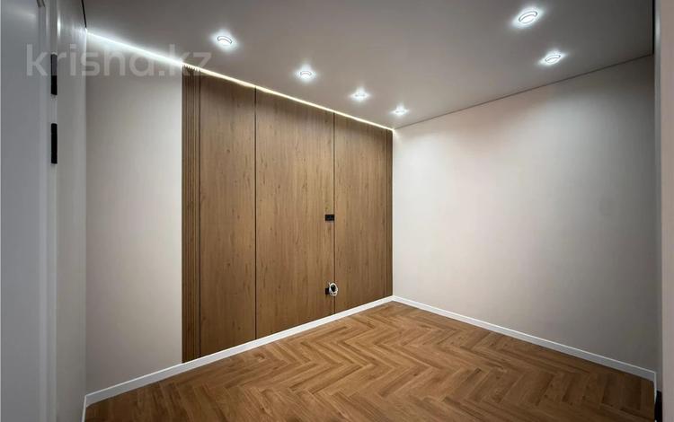 4-бөлмелі пәтер · 86 м² · 5/9 қабат, мкр Юго-Восток, 137-учетный квартал, бағасы: 39 млн ₸ в Караганде, Казыбек би р-н — фото 8