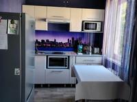 2-комнатная квартира · 49 м² · 3/5 этаж, Пр.Абая 5/2 за 18 000 ₸ в Усть-Каменогорске, Ульбинский