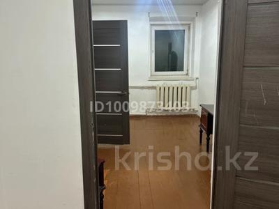 Отдельный дом · 4 комнаты · 100 м² · 1 сот., Карасая-батыра 2 2 — Раимбека за 180 000 〒 в 