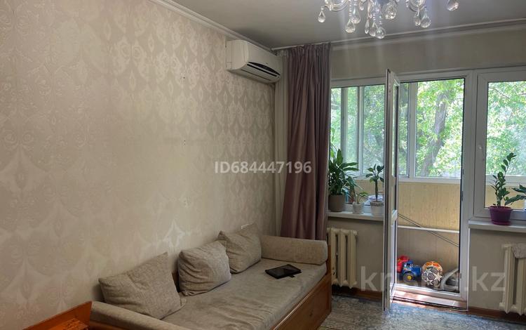 2-комнатная квартира, 44 м², 3/4 этаж, мкр №8 1