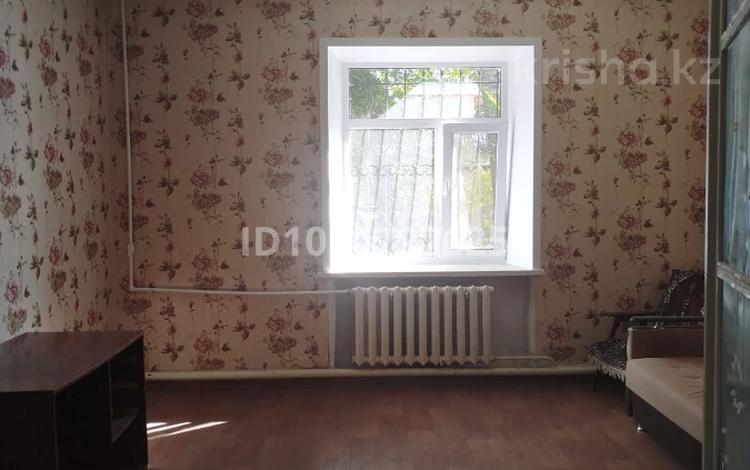 2-комнатная квартира · 60 м² · 1/2 этаж, улица Аль Фараби 40А за 8.5 млн ₸ в Абай — фото 2